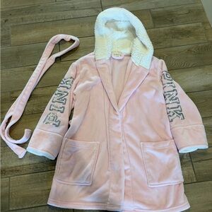 Victoria's Secret PINK hooded robe made of soft fleece with silver sequin medium